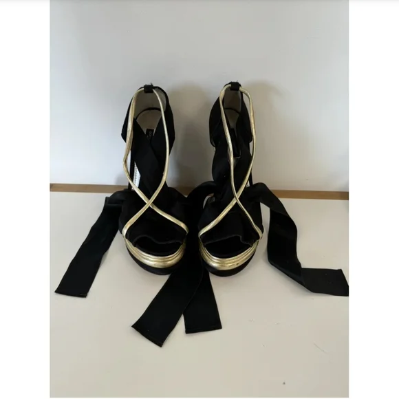 Dolce & Gabbana Black Wedges with Gold Trim Original Autentic no Box - Picture 2 of 7